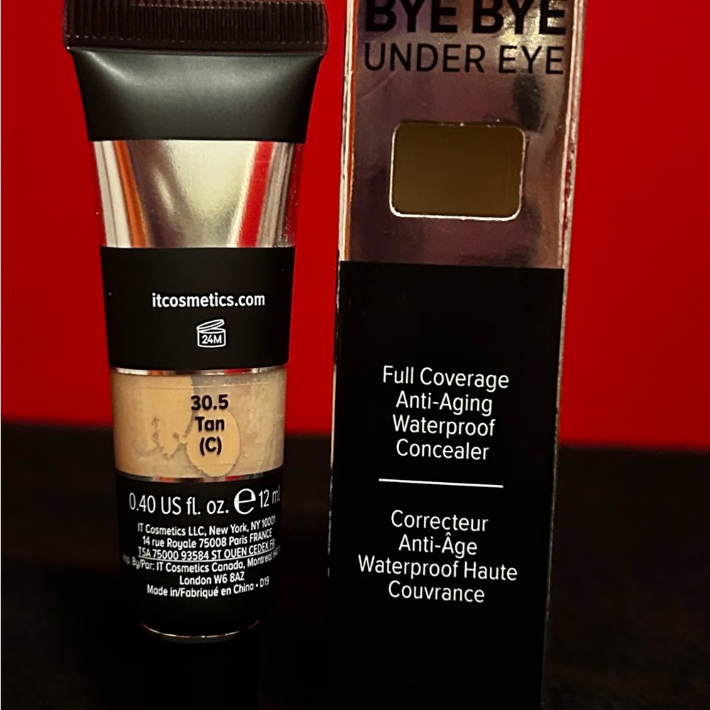 IT Bye Bye Under Eye Full Coverage Concealer